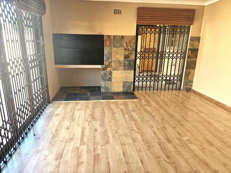 2 Bedroom Property for Sale in Glenwood Western Cape